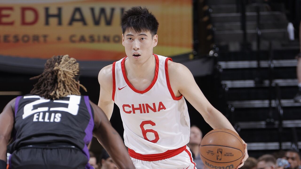 国脚赛后晒训练照，状态回暖